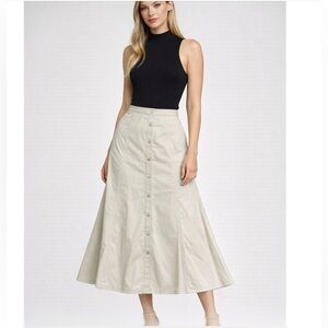 Tabi Green Button-Down Skirt
